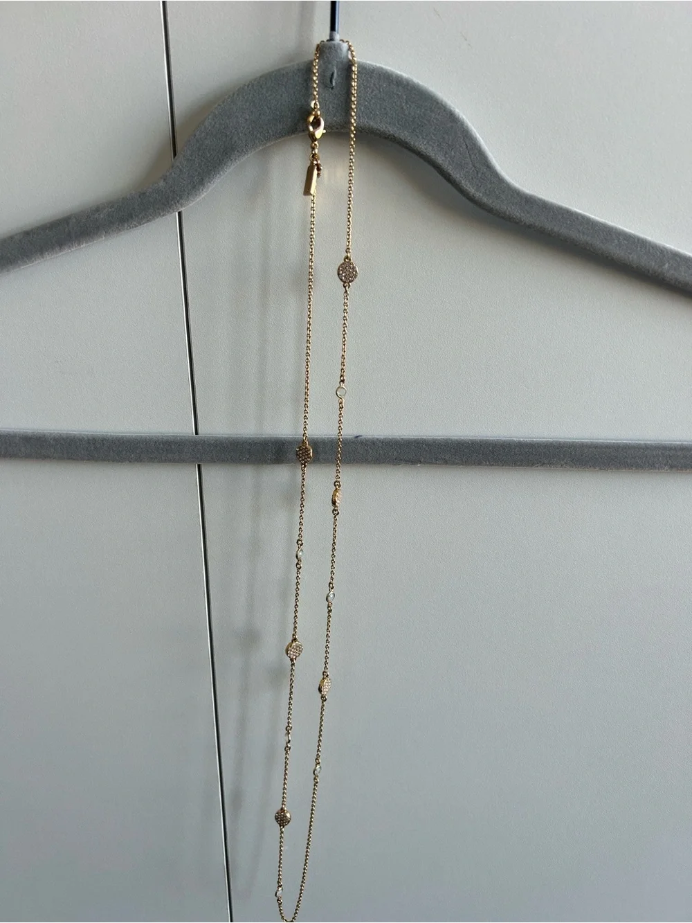 Kate Spade Cluster Gold Crystal Station and Pave 16” Necklace - Picture 3 of 10